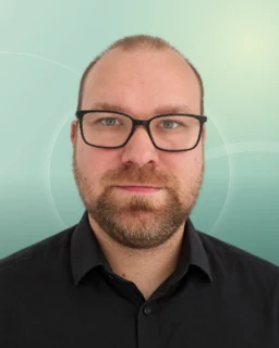 Profilfoto von Theo aus Stralsund. Berufswunsch: Fachmann/-frau – Bürokommunikation. Branche: Finanzen, Buchhaltung und Sales, Vertrieb.