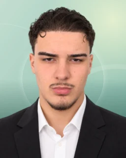 Profilfoto von Taulant aus Essen. Berufswunsch: Account-Manager/in. Branche: Logistik, Transport, Verkehr und Verkauf, Handel.