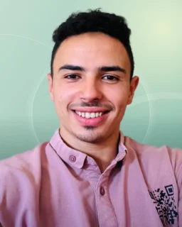 Profilfoto von Hatim aus Aachen. Berufswunsch: Lieferfahrer/in und Fahrer/in. Branche: Landwirtschaft, Garten und Logistik, Transport, Verkehr.