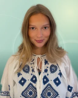 Profilfoto von Luisa aus Hamburg. Berufswunsch: Lagerhelfer/in und Helfer/in - Verkauf. Branche: Events, Messen, Promotion und Gastronomie, Hotellerie, Tourismus.