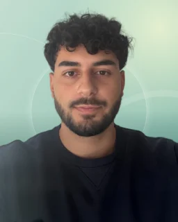 Profilfoto von Rodin aus Duisburg. Berufswunsch: Softwareentwickler/in und IT-System-Elektroniker/in. Branche: IT, Informatik, Programmierung und Elektronik.