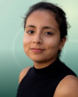 Profilfoto von Daniela aus Offenbach am Main. Berufswunsch: Warenverräumer/in und Empfangsmitarbeiter/in. Branche: Design, Musik, Tanz, Schauspiel und Management.