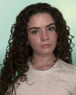 Profilfoto von Nana aus Usingen. Berufswunsch: Model. Branche: Marketing, Werbung.