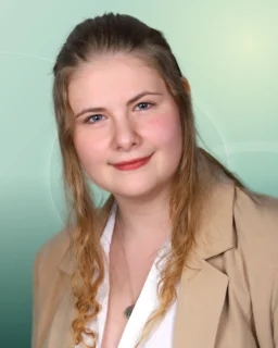 Profilfoto von Jenny aus Weiden in der Oberpfalz. Berufswunsch: Germanist/in und Lektor/in. Branche: Bildung, Pädagogik und Kundenservice.