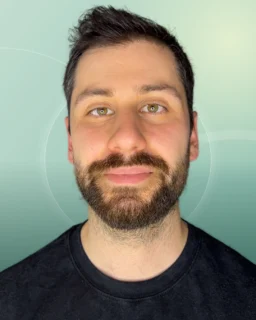 Profilfoto von Mustafa aus Krefeld. Berufswunsch: Hotelempfang/-rezeption. Branche: Gastronomie, Hotellerie, Tourismus.