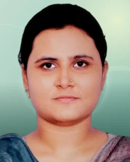 Profilfoto von Sadia aus Lippstadt. Berufswunsch: Fachkraft – Lagerlogistik. Branche: Logistik, Transport, Verkehr.