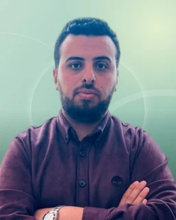 Profilfoto von Mohammad aus Oberhausen. Berufswunsch: Altenpflegehelfer/in und Helfer/in. Branche: Körperpflege, Hauswirtschaft, Hygiene und Kundenservice.