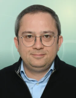 Profilfoto von Babak aus Wiesbaden. Berufswunsch: Projektingenieur/in und Vertriebsingenieur/in. Branche: Beratung, Consulting und Metall, Maschinenbau.