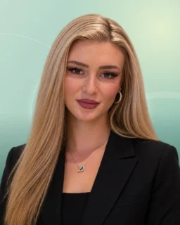 Profilfoto von Alea aus Vaterstetten. Berufswunsch: Kaufmann/-frau – Büromanagement und Kaufmann/-frau – Versicherungen und Finanzen. Branche: Beratung, Consulting.