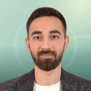 Profilfoto von Ali. Berufswunsch: Arbeitsvorbereiter/in und Betriebsingenieur/in. Branche: Beratung, Consulting und Logistik, Transport, Verkehr.