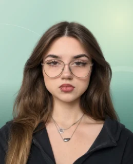 Profilfoto von Maja aus Frankfurt (Oder). Berufswunsch: Erntehelfer/in. Branche: Produktion, Fertigung.