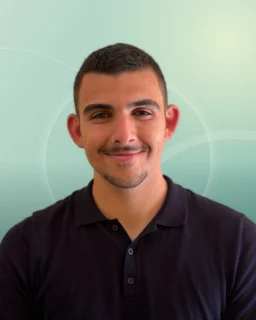 Profilfoto von Adrian aus Oldenburg. Berufswunsch: Assistent/in – Informatik (Wirtschaftsinformatik). Branche: Bauwesen, Architektur.