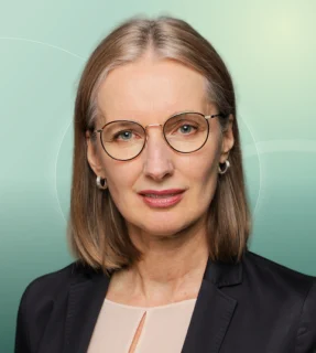 Profilfoto von Ina aus Remscheid. Berufswunsch: Hotelempfang/-rezeption. Branche: Gastronomie, Hotellerie, Tourismus.