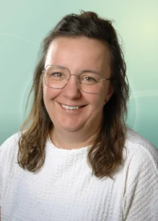 Profilfoto von Anna aus Hünstetten. Berufswunsch: Bürohelfer/in. Branche: Wirtschaft, Sekretariat.