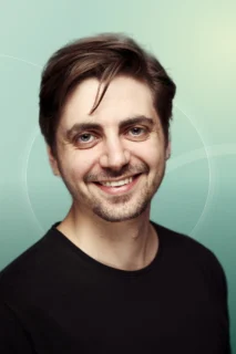 Profilfoto von Daniel aus Wiesbaden. Berufswunsch: Ausstellungsdesigner/in und Digital-Event-Manager/in. Branche: Bildung, Pädagogik und Design, Musik, Tanz, Schauspiel.