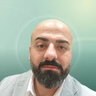 Profilfoto von Mazlum aus Bielefeld. Berufswunsch: Portier. Branche: Gastronomie, Hotellerie, Tourismus.
