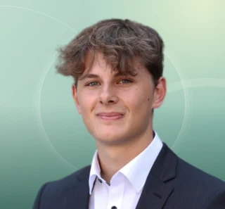 Profilfoto von Finn aus Solingen. Berufswunsch: Erntehelfer/in. Branche: Finanzen, Buchhaltung und Landwirtschaft, Garten.