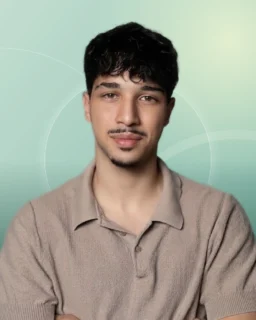 Profilfoto von Francesco aus Göppingen. Berufswunsch: Abo-Verkäufer/in. Branche: Schutz, Ordnung, Sicherheit.