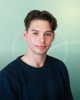 Profilfoto von Maxim. Berufswunsch: Mechatroniker/in. Branche: Elektronik und IT, Informatik, Programmierung.