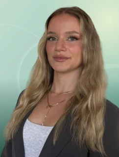 Profilfoto von Lara aus Düren. Berufswunsch: Influencer-Marketing-Manager/in und Performance-Marketing-Manager/in. Branche: Events, Messen, Promotion und Marketing, Werbung.