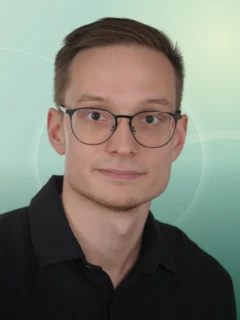 Profilfoto von Aaron aus Brühl. Berufswunsch: Bürohelfer/in. Branche: Bildung, Pädagogik und Verwaltung, Öffentlicher Dienst.