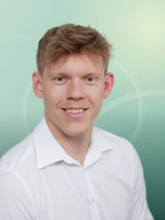 Profilfoto von Max aus Lachen. Berufswunsch: Paketzusteller/in. Branche: Logistik, Transport, Verkehr.