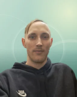 Profilfoto von Kevin aus Aschaffenburg. Berufswunsch: Paketzusteller/in. Branche: Logistik, Transport, Verkehr.