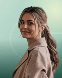 Profilfoto von Verena aus Taunusstein. Berufswunsch: Bürohelfer/in. Branche: Events, Messen, Promotion und Marketing, Werbung.
