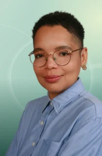 Profilfoto von Sophie aus Trier. Berufswunsch: Bürohelfer/in und Helfer/in - Verkauf. Branche: Bildung, Pädagogik und Kundenservice.