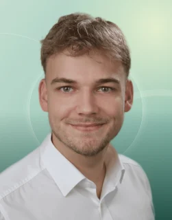 Profilfoto von Nico aus Landshut. Berufswunsch: Betriebswirt/in - Rechnungswesen und Controlling. Branche: Logistik, Transport, Verkehr.