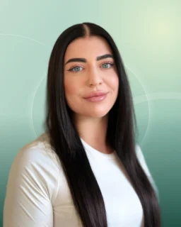 Profilfoto von Enola aus Minden. Berufswunsch: Fachwirt/in – ambulante medizinische Versorgung und Medizinische/r Fachangestellte/r. Branche: Beratung, Consulting und Finanzen, Buchhaltung.