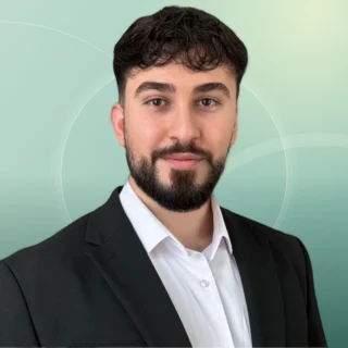 Profilfoto von Taha aus Pforzheim. Berufswunsch: Assistent/in – Informatik (Softwaretechnik) und KI-Manager/in. Branche: IT, Informatik, Programmierung.