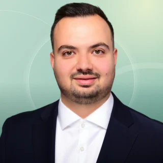 Profilfoto von Georg aus Berlin. Berufswunsch: Betriebswirt/in - Logistik und Kaufmann/-frau - Einzelhandel. Branche: Beratung, Consulting und Gastronomie, Hotellerie, Tourismus.