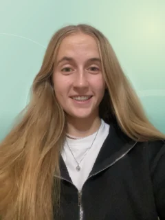 Profilfoto von Liska aus Emden. Berufswunsch: Fahrlehrer/in. Branche: Bildung, Pädagogik.