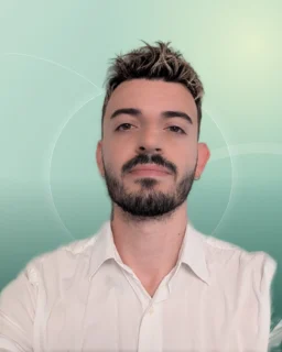 Profilfoto von Kevin. Berufswunsch: Hotelempfang/-rezeption. Branche: Gastronomie, Hotellerie, Tourismus.