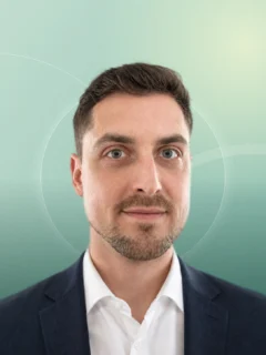 Profilfoto von Christopher aus Plate. Berufswunsch: Kaufmann/-frau – Büromanagement und Paketzusteller/in. Branche: Logistik, Transport, Verkehr und Personalwesen, HR.