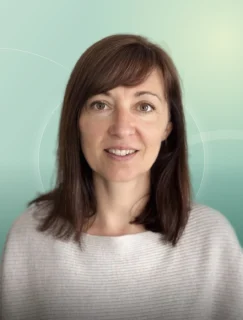 Profilfoto von Martina aus Stuttgart. Berufswunsch: Bürohelfer/in und Erzieher/in. Branche: Bildung, Pädagogik und Haushalt, Babysitting.