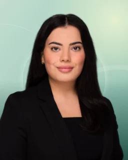 Profilfoto von Özge aus Dinslaken. Berufswunsch: Designer/in – Mode. Branche: Beratung, Consulting.