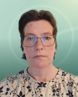 Profilfoto von Silke aus Neumünster. Berufswunsch: Warenverräumer/in. Branche: Kundenservice.