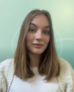 Profilfoto von Jasmin aus Weingarten. Berufswunsch: Verkäufer/in. Branche: Lebensmittel, Getränke und Textilien, Bekleidung, Leder.