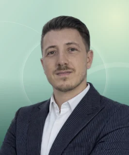 Profilfoto von Tolga aus Schönwalde-Glien. Berufswunsch: Bürohelfer/in. Branche: Beratung, Consulting und Finanzen, Buchhaltung.