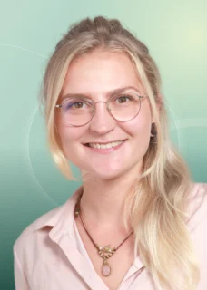 Profilfoto von Dorothe aus Freiburg im Breisgau. Berufswunsch: Erzieher/in und Frühstückshilfe. Branche: Gastronomie, Hotellerie, Tourismus und Kundenservice.