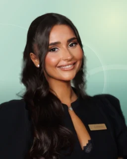 Profilfoto von Jennifer aus Düsseldorf. Berufswunsch: Helfer/in - Verkauf und Assistenz der Geschäftsführung. Branche: Beratung, Consulting und Finanzen, Buchhaltung.