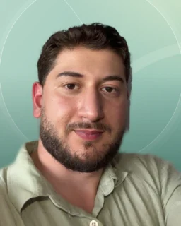 Profilfoto von Ismail aus Köln. Berufswunsch: Fachkraft – Lagerlogistik. Branche: Logistik, Transport, Verkehr.