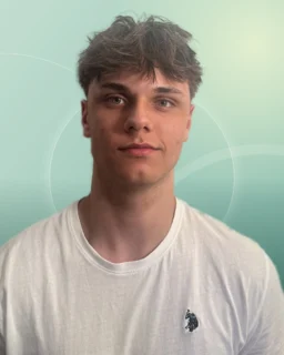 Profilfoto von Morten aus Bielefeld. Berufswunsch: Callcenter Agent/in und Kundenservice Mitarbeiter/in. Branche: Kundenservice.