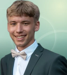Profilfoto von Sönke aus Friedrichsdorf. Berufswunsch: Lieferfahrer/in. Branche: Logistik, Transport, Verkehr.