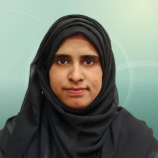 Profilfoto von Fatima aus Paderborn. Berufswunsch: Cyber-Security-Consultant. Branche: IT, Informatik, Programmierung.