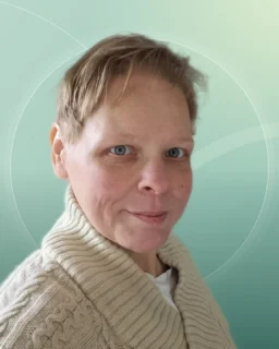 Profilfoto von Constanze aus Gummersbach. Berufswunsch: Kassierer/in. Branche: Kundenservice.