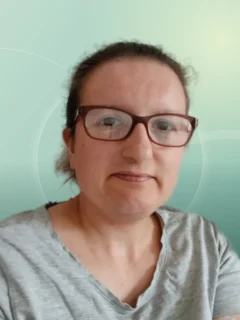 Profilfoto von Anna aus Dresden. Berufswunsch: Assistenz der Geschäftsführung und Datenerfasser/in. Branche: Lebensmittel, Getränke und Logistik, Transport, Verkehr.