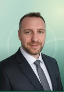 Profilfoto von Nikolaj aus Bottrop. Berufswunsch: Tankwart/in. Branche: Produktion, Fertigung.